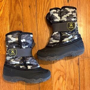 Kamik Kids' Black & Gray Camo Snow Boots with Yellow Logo